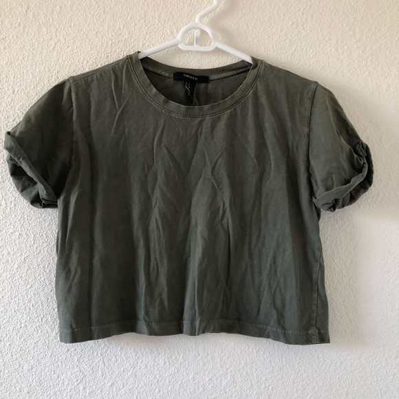 Forever 21 olive green light rustic tie dye crop T-shirt size small - Picture 1 of 5